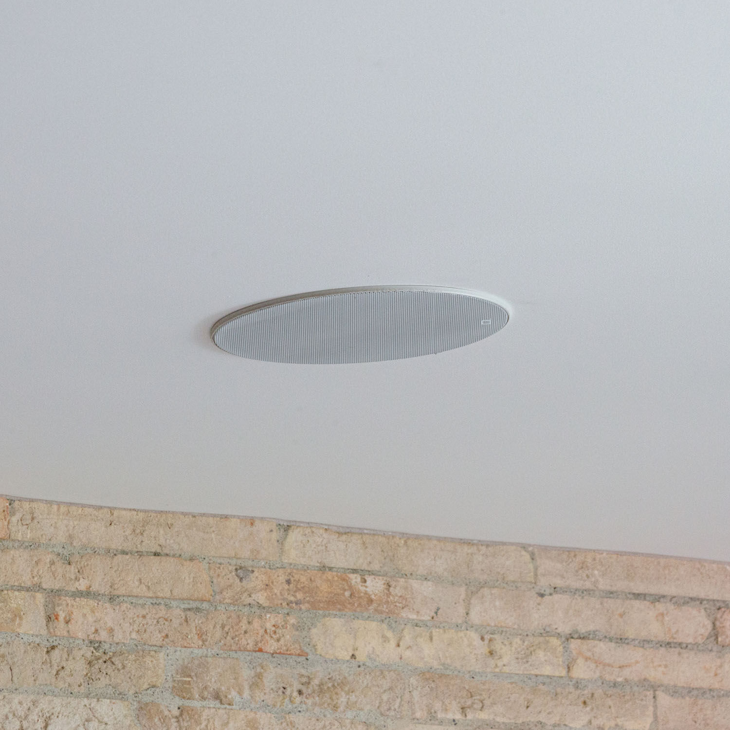 Disappearing Design for the ultimate vanishing act