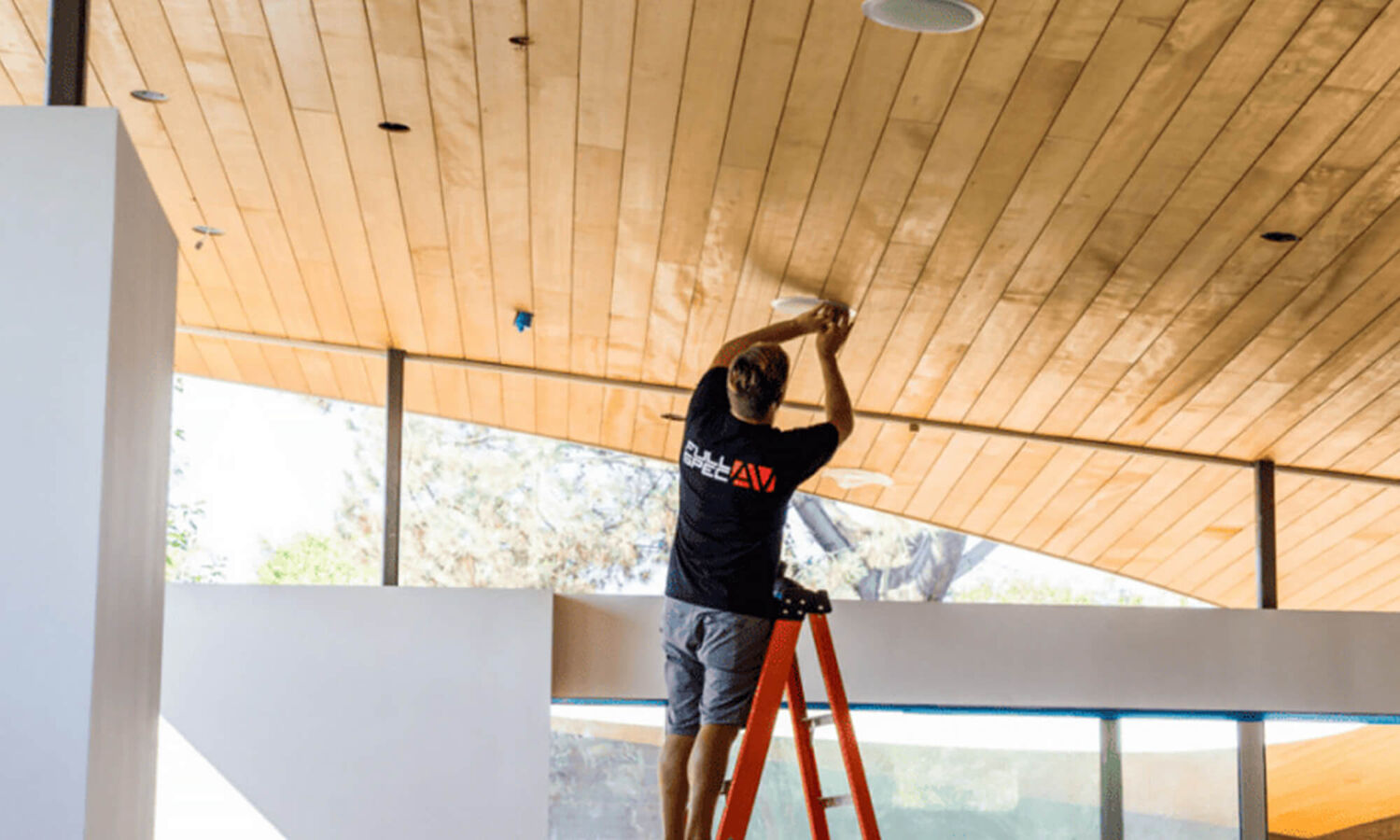 Toolless Installation for fast, easy installs