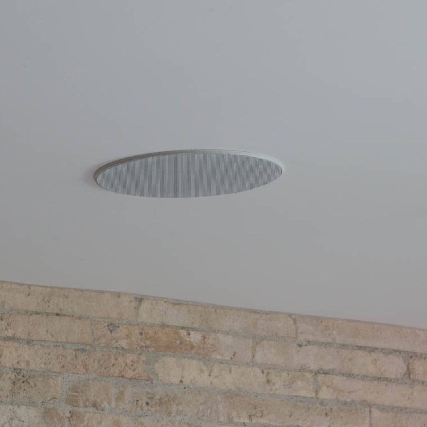 discreet design